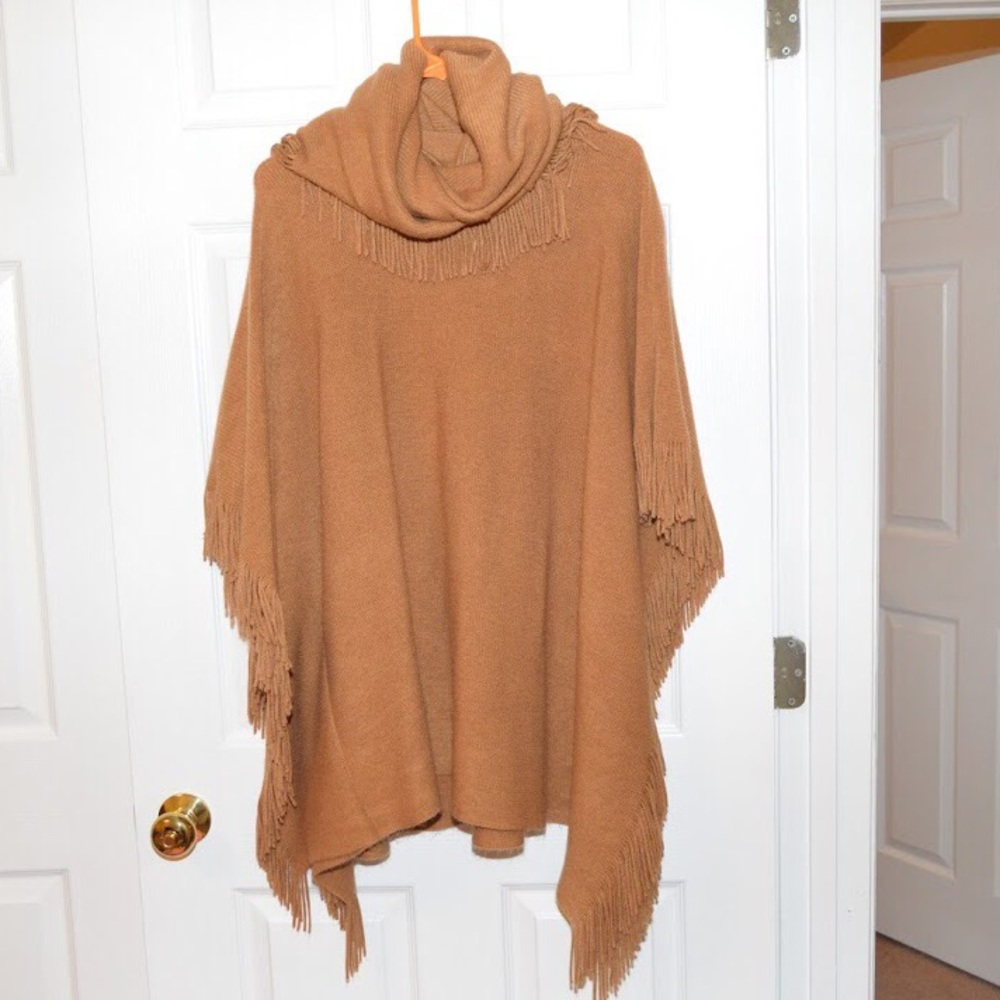 Super soft poncho & scarf